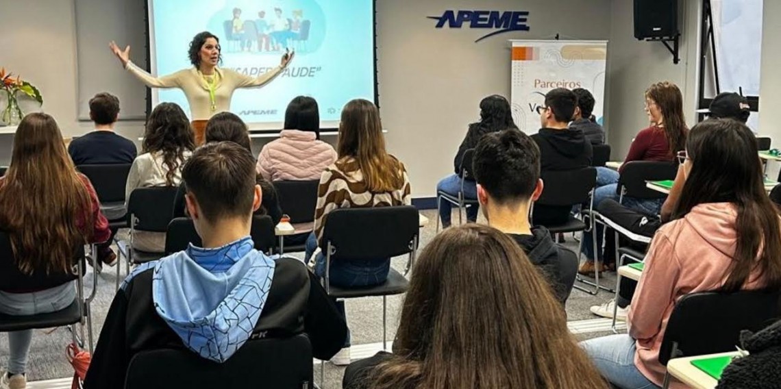 Oficinas reúnem jovens de Garibaldi para atividades de qualificação e desenvolvimento pessoal. Projeto chega à terceira edição em 2025.