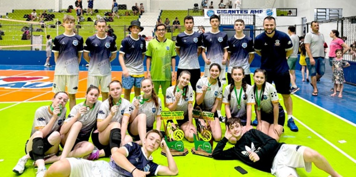 Equipes de Voleibol Sub-16 de Garibaldi conquistam pódio