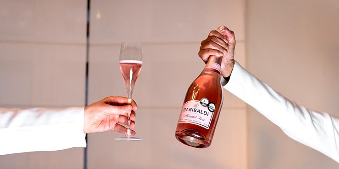 Espumante Garibaldi Moscatel rosé celebra conquista de medalha de ouro