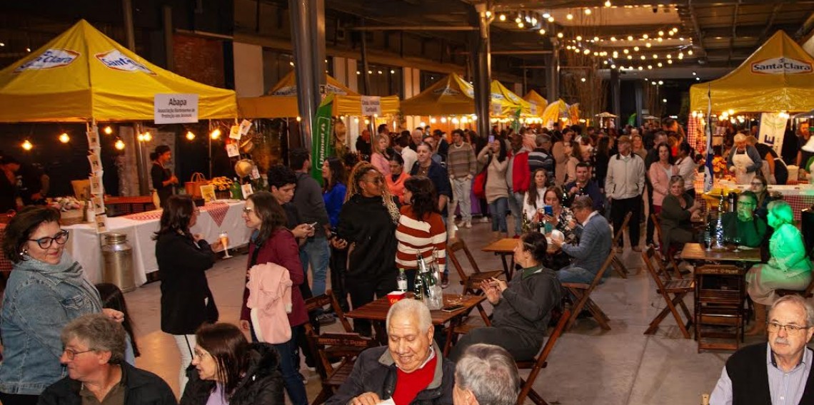 3º Filó do FestiQueijo será promovido na Rua Coberta, em Carlos Barbosa, na Serra Gaúcha