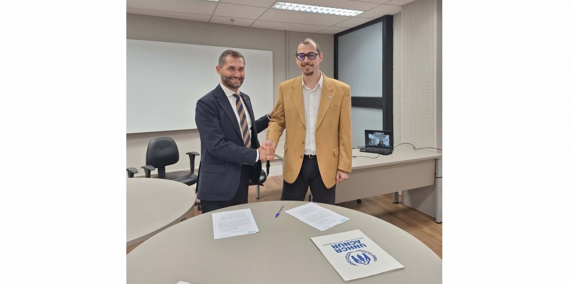 Representante do ACNUR no Brasil, Davide Torzilli, e o professor da Univates Matheus Felten Fröhlich