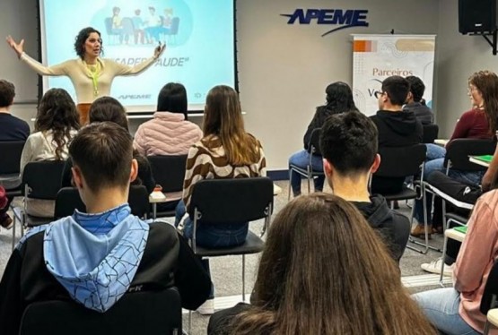 Oficinas reúnem jovens de Garibaldi para atividades de qualificação e desenvolvimento pessoal. Projeto chega à terceira edição em 2025.