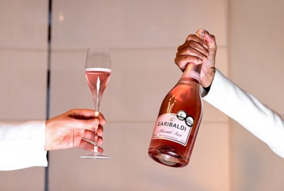 Espumante Garibaldi Moscatel rosé celebra conquista de medalha de ouro