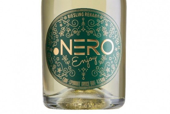 O Ponto Nero Enjoy Riesling Renano é uma edição limitada com garrafas numeradas 