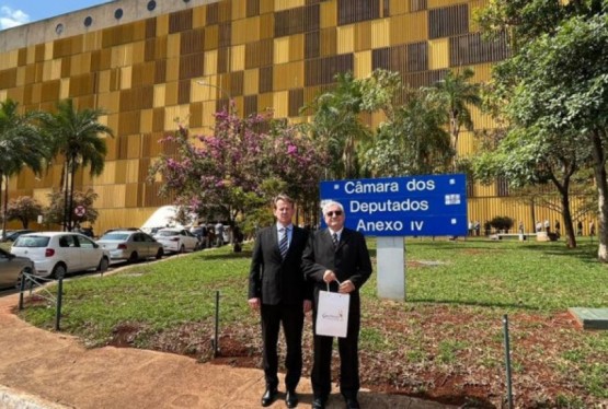 Foto de capa: Prefeito de Garibaldi vai a Brasília em busca de recursos