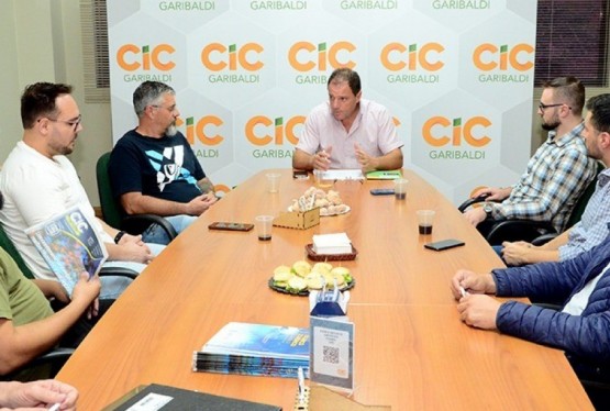 Presidente Carlos Bianchi coordenou a reunião